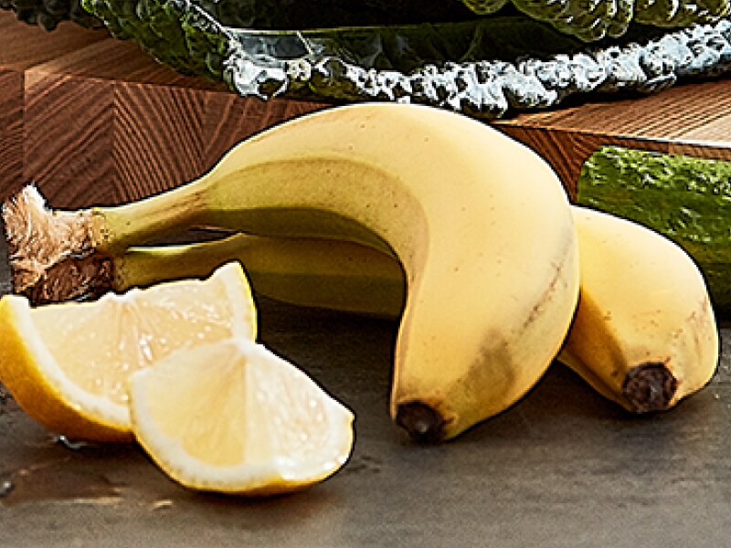 Bananas and lemon