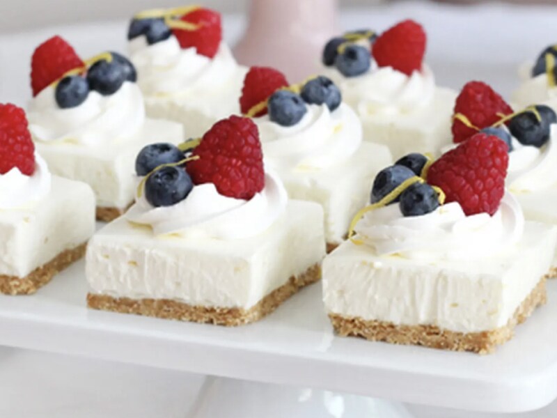 No-Bake Lemon Berry Cheesecake Bars