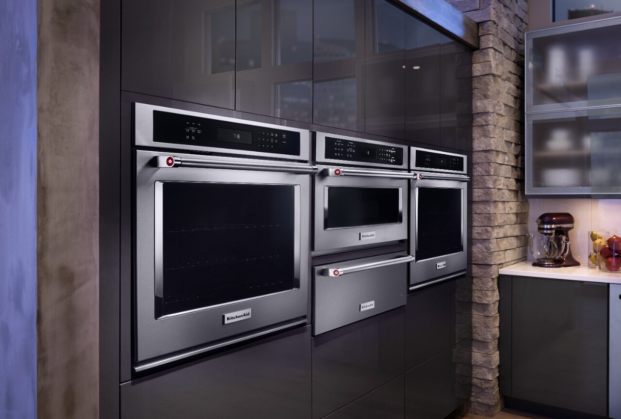 Enhance your kitchen and cooking with a built-in microwave oven