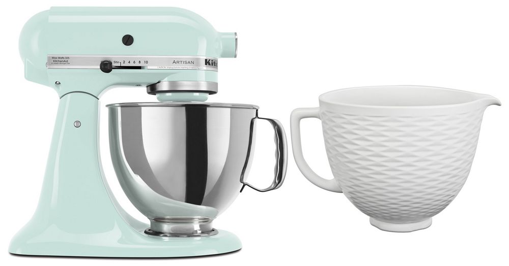 Batteur sur socle à tête inclinable KitchenAid de 4.7 L (5 pintes) de la série Artisan