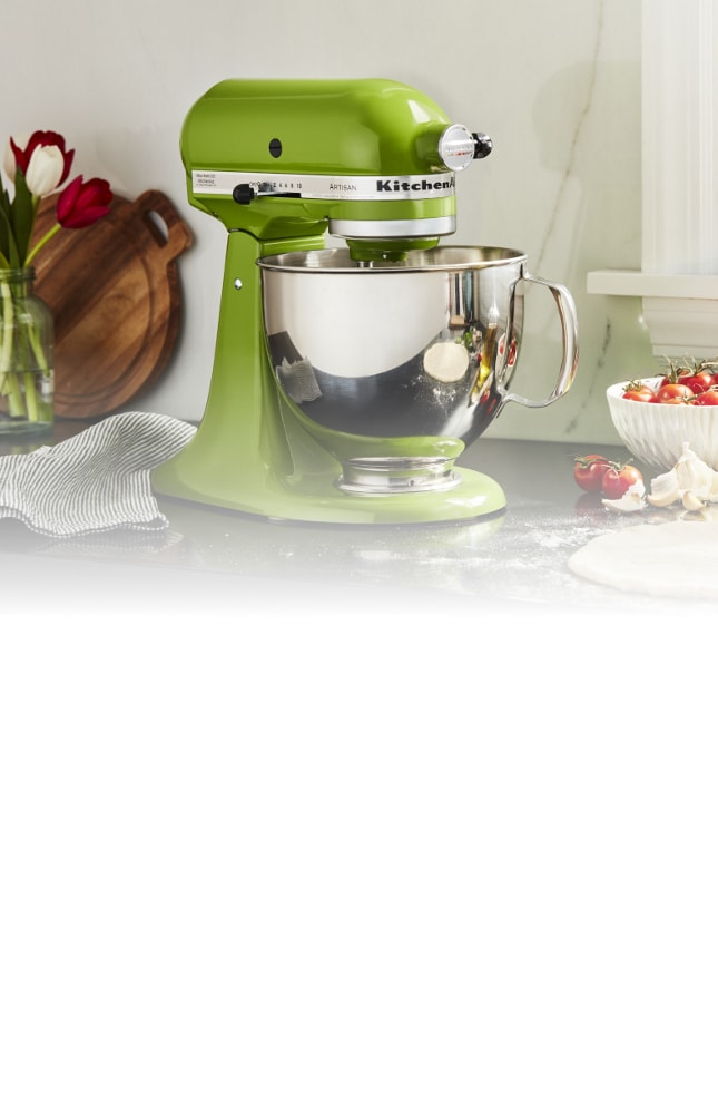 How to Use a Kitchen Aid Stand Mixer: Ultimate Beginner’s Guide