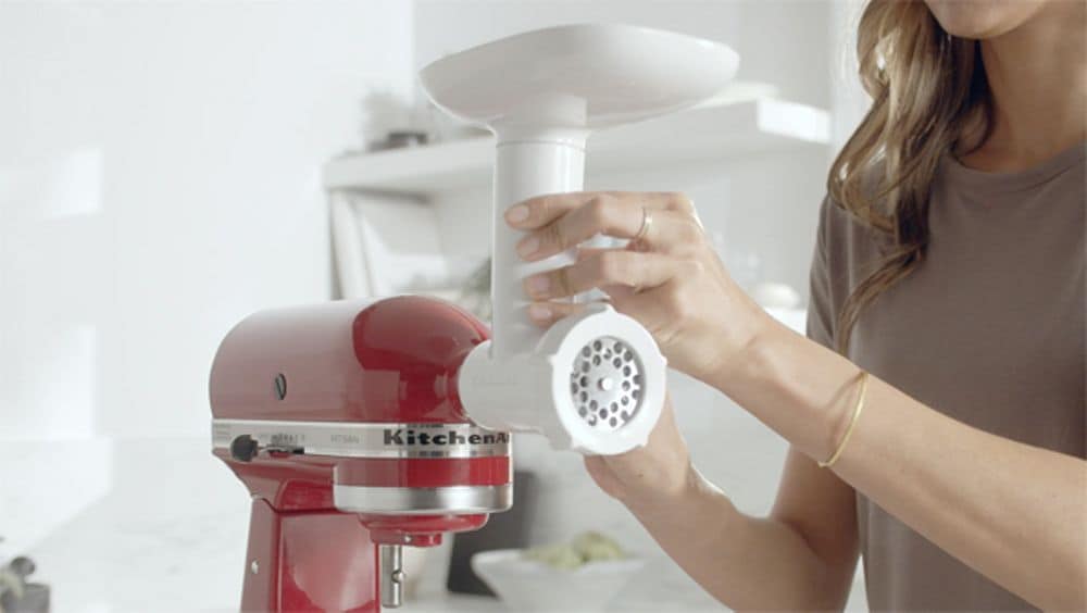 Ensemble de broyeur et bloc râpeur/éminceur KitchenAid® pour aliments frais