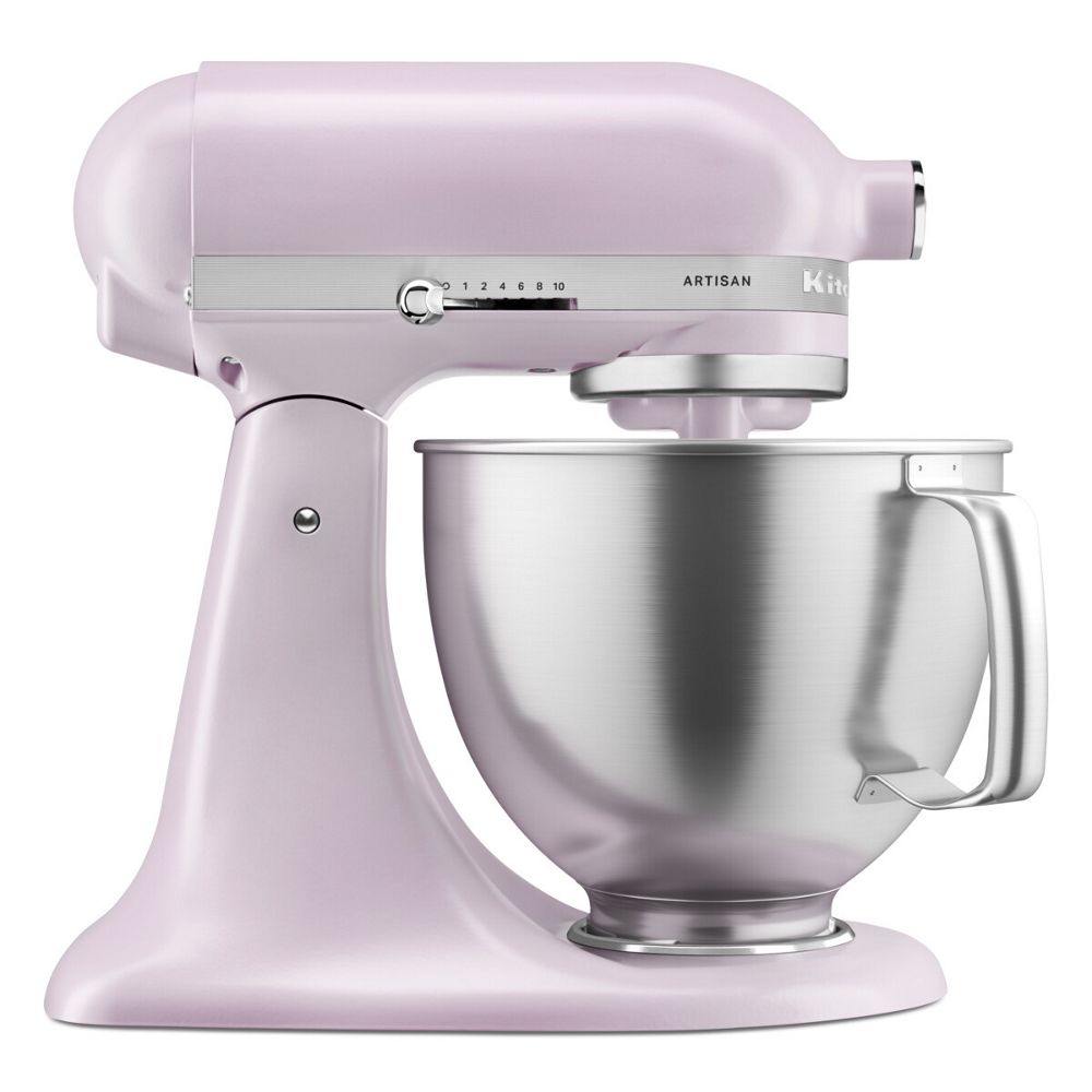 Batteur sur socle KitchenAid® de 5 pintes avec bol en acier inoxydable brossé.