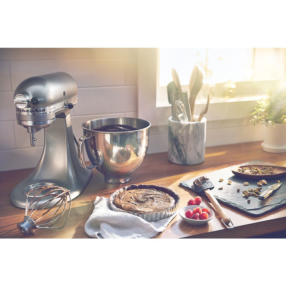 Batteur sur socle à tête  inclinable de la série Artisan KitchenAid, 5 pintes