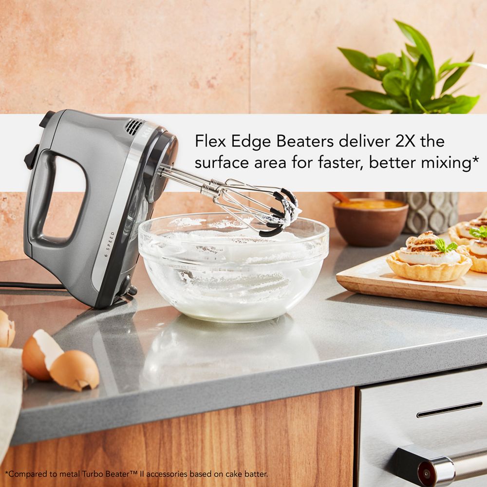 Batteur à main à 6 vitesses avec fouets à bords souples