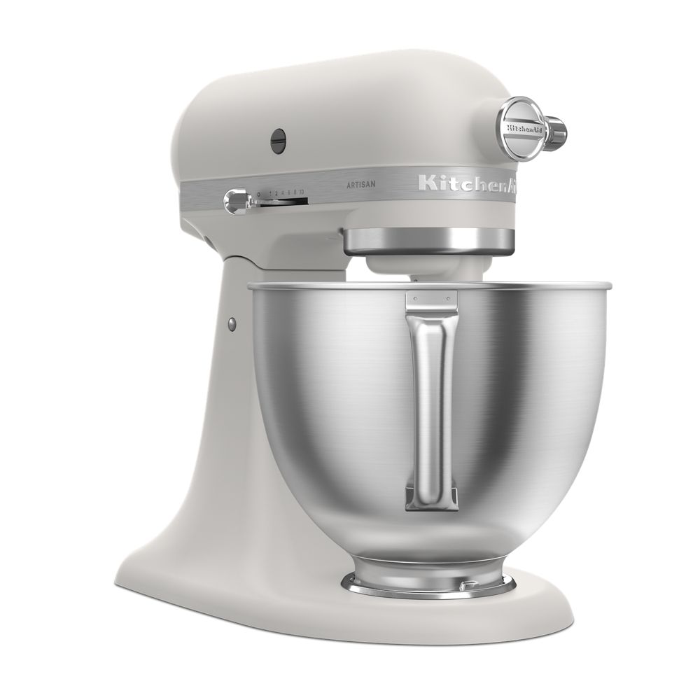 Batteur sur socle KitchenAid® de 5 pintes avec bol en acier inoxydable brossé.