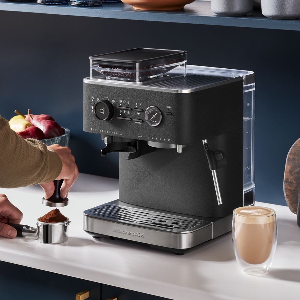 Couleur exclusivement à KitchenAid.ca - Machine à espresso semi-automatique avec moulin à meule