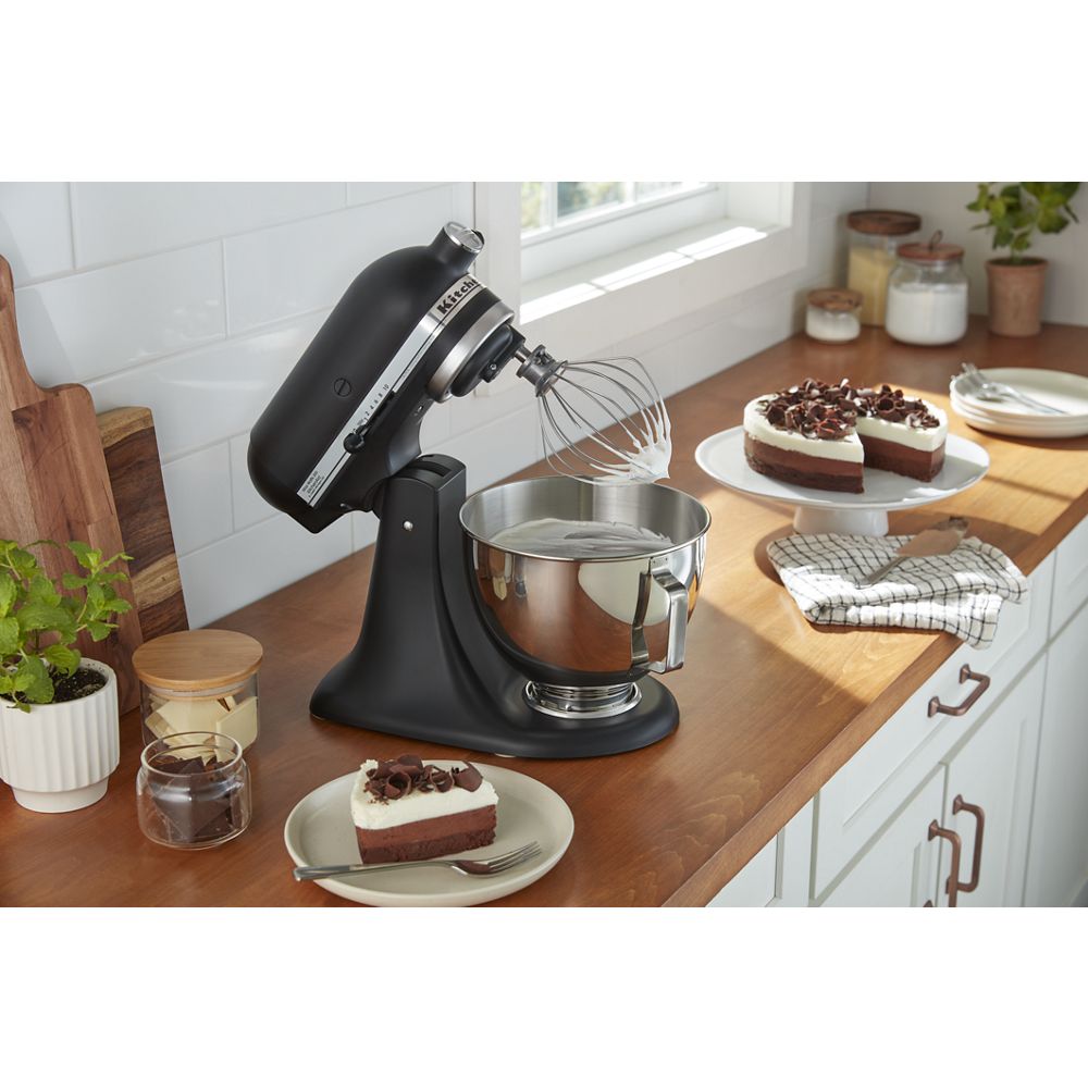 Deluxe 4.5 Quart Tilt-Head Stand Mixer - Black Matte | KitchenAid CA