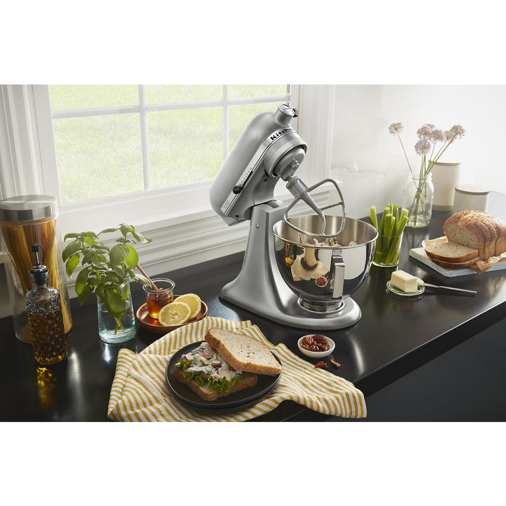 Deluxe 4.5 Quart Tilt-Head Stand Mixer - Contour Silver