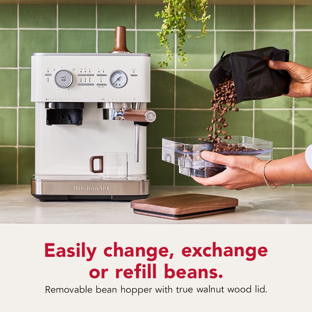 Trousse d'accessoires pour machine à espresso en bois de noyer KitchenAid®