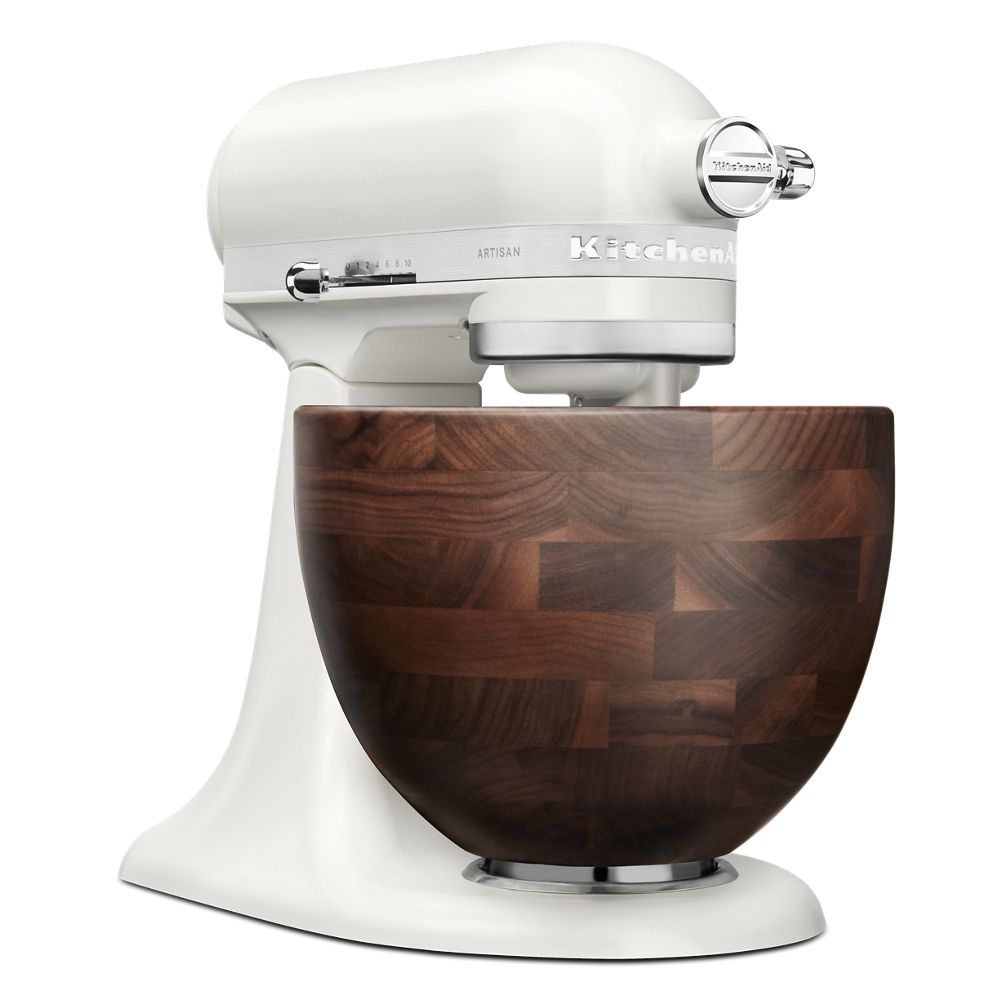Batteur sur socle à tête inclinable de la série Artisan® KitchenAid® de 5 pintes avec bol en bois de noyer, KSM156WBPL