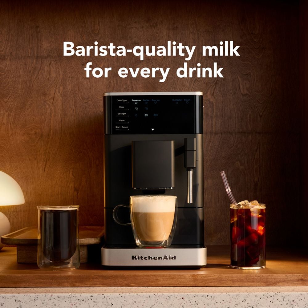 Fully automatic espresso machine KF2 with grinder – from hot espresso to iced coffee, at home.