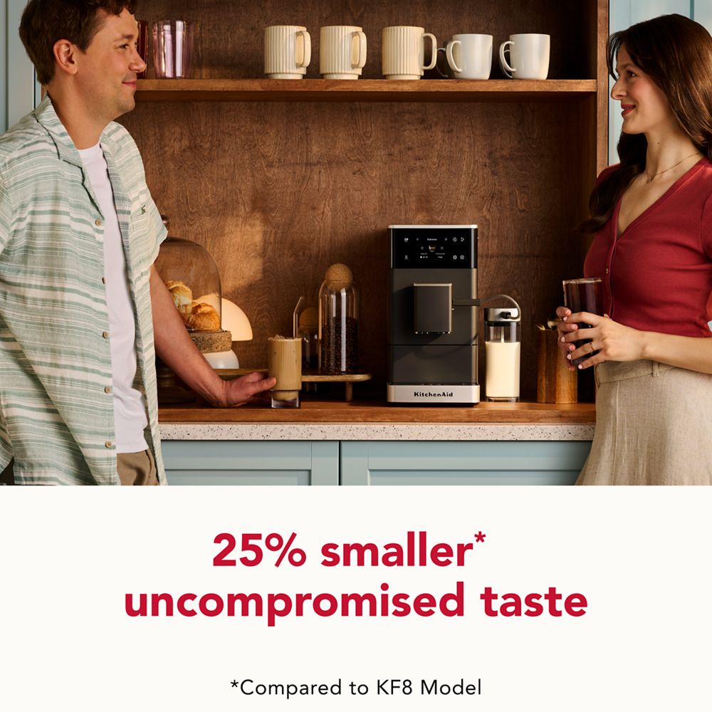 Fully automatic espresso machine KF4 – make pre-programmed and custom espresso and iced coffee drinks at home with ease.
