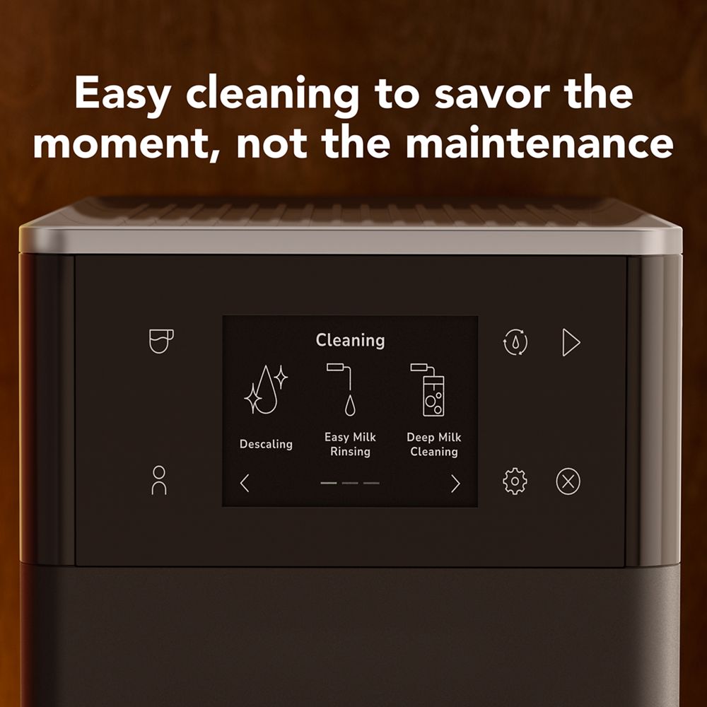 Fully automatic espresso machine KF4 – make pre-programmed and custom espresso and iced coffee drinks at home with ease.