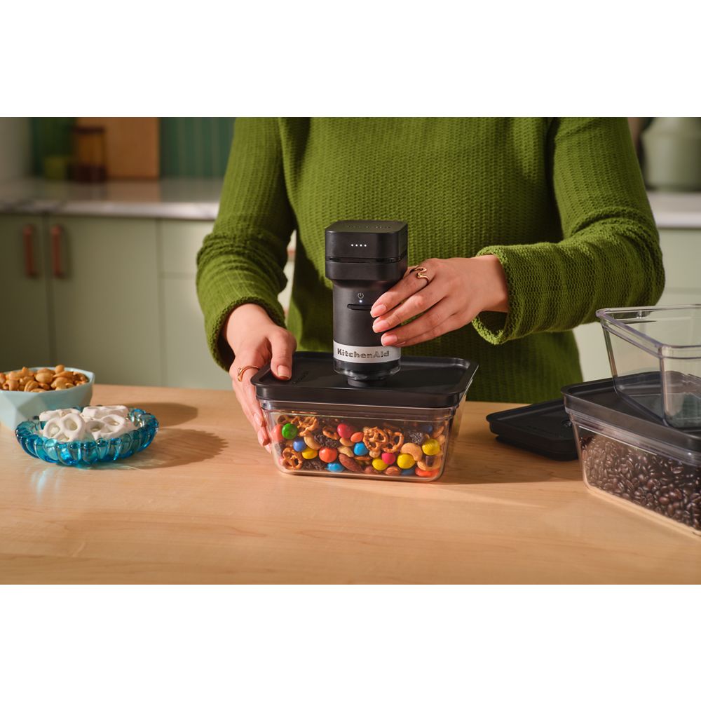 KitchenAid Go Cordless Vacuum Sealer Accessory -  3 cup (700 ml) Plastic Container